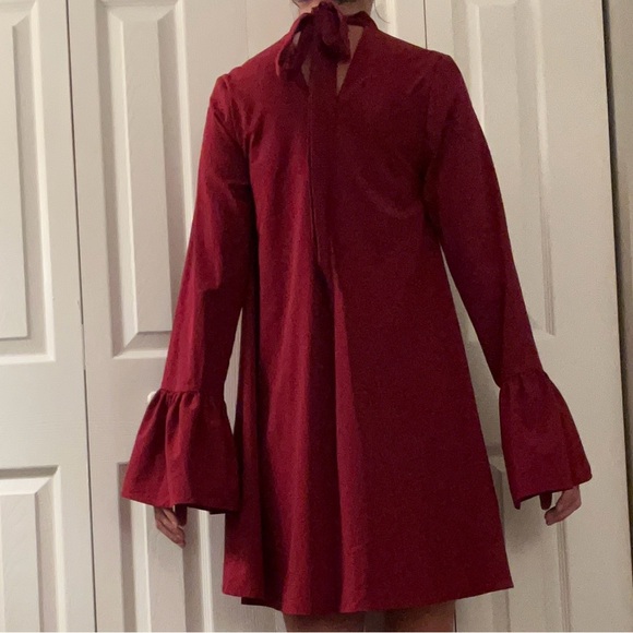 Elegant Burgundy Bell Sleeve Dress - Picture 2 of 4